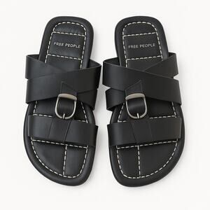Free People Sloan Black Leather Buckle Sandals • Size 8 • NWOT